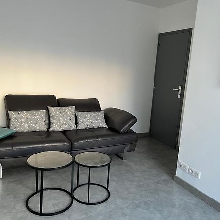 Chambre Avec Salle D'Eau Privee Dans Appartement Partage 200 M Du Tram Montpellier Exterior foto